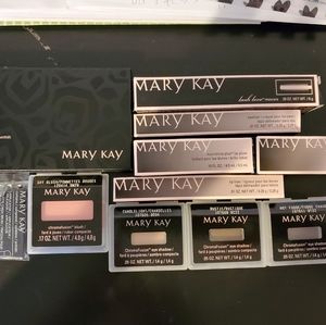 Mary Kay Make-Up lot